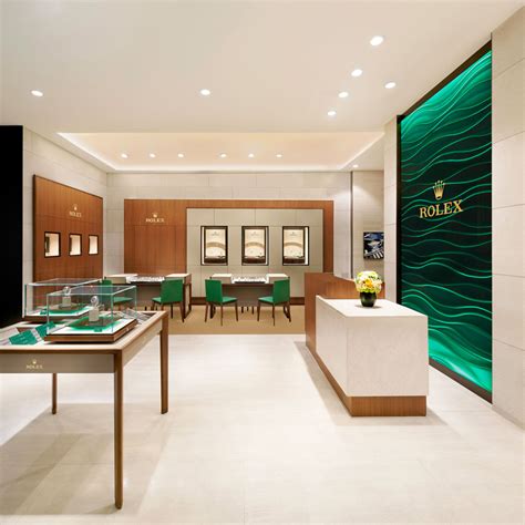 ‭PMT The Hour Glass Rolex Boutique‬ in Unit M28, M Floor Siam .